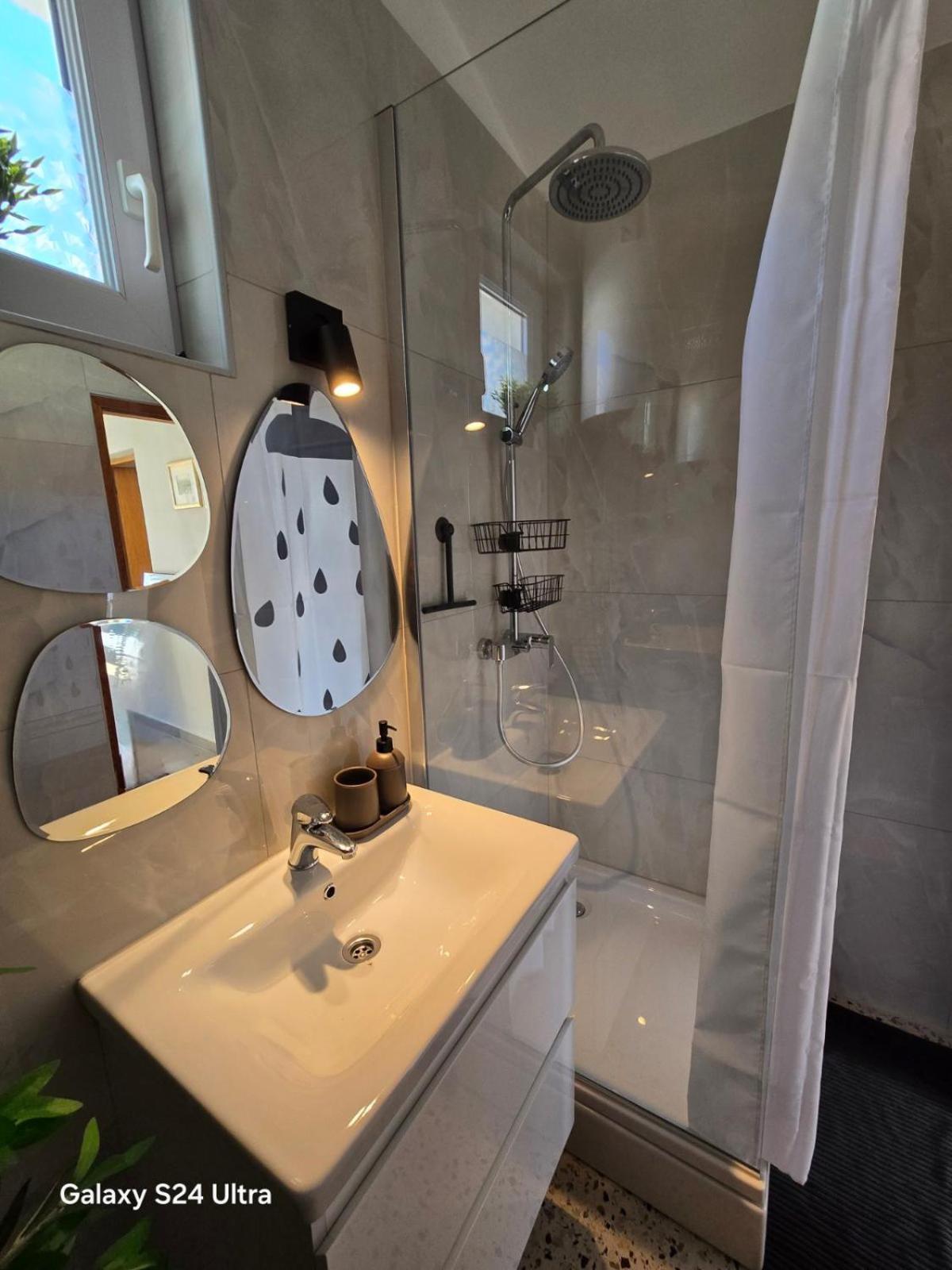 Apartament Pegy *