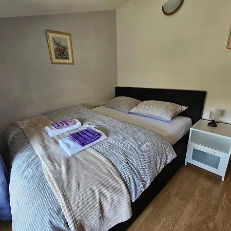 Studio Apartment Pegy Vir Exterior photo