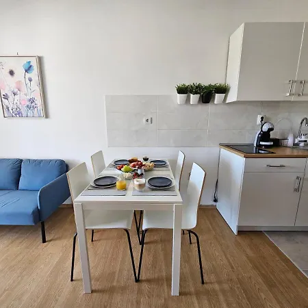 Studio Apartment Pegy Vir Exterior photo